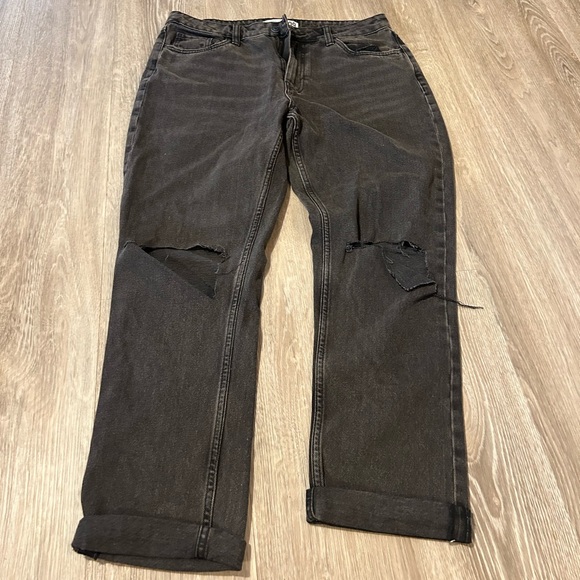 Refuge Black Denim Boyfriend Jeans - Picture 3 of 3